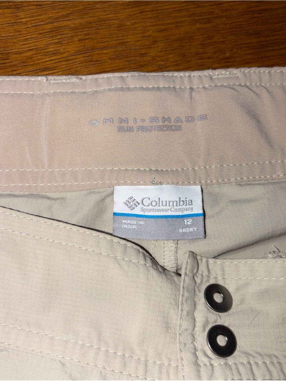 Columbia PFG Woman’s Omnishade Convertible Outdoor Hiking Pants Size 12 Short - Picture 2 of 8